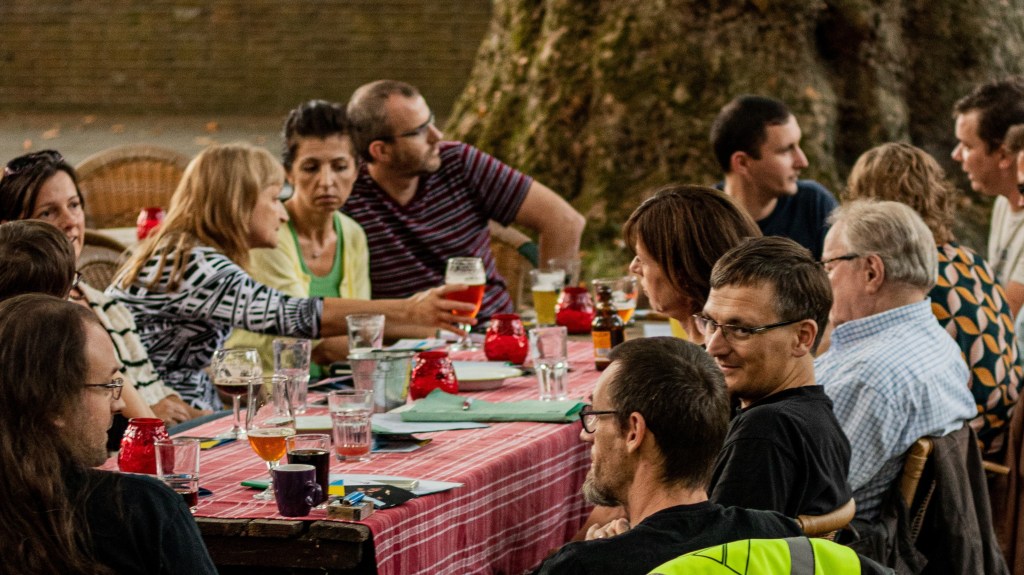 Café polyglotte : nouvelles rencontres, nouvelles&nbsp;langues