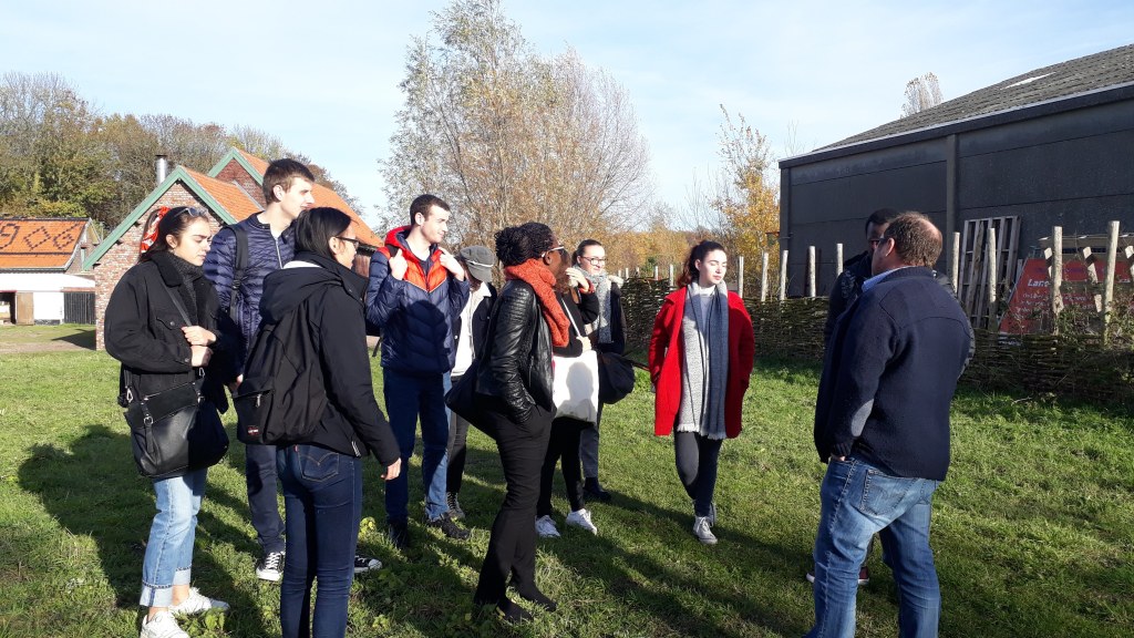 Habitat Défi- Jeunes: kwetsbare jongeren ‘motieler’&nbsp;maken